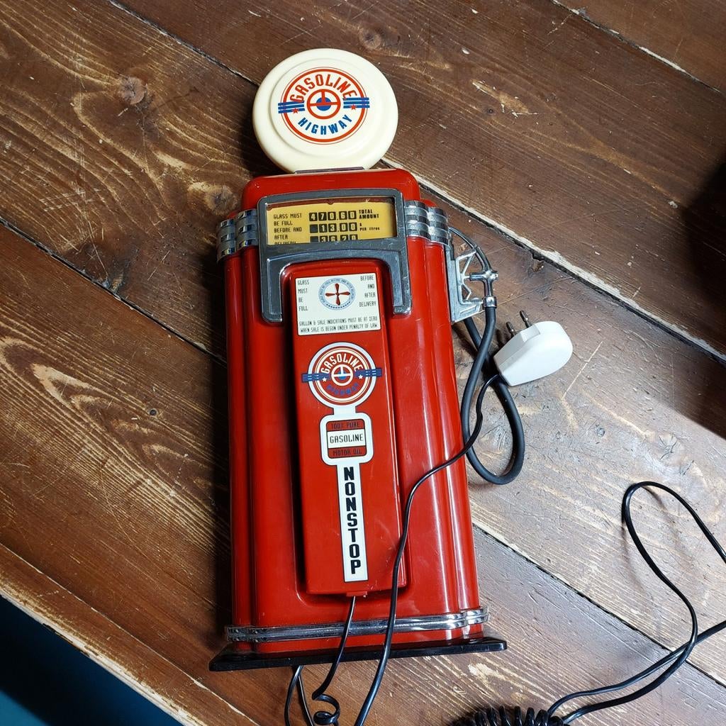 Telefoon in de vorm van een benzinepomp, Ophalen of Verzenden