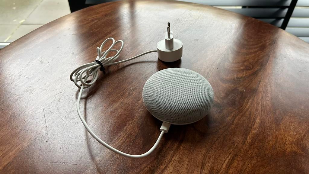Google Nest Mini te koop, Overige merken, Overige typen, Ophalen of Verzenden, Zo goed als nieuw