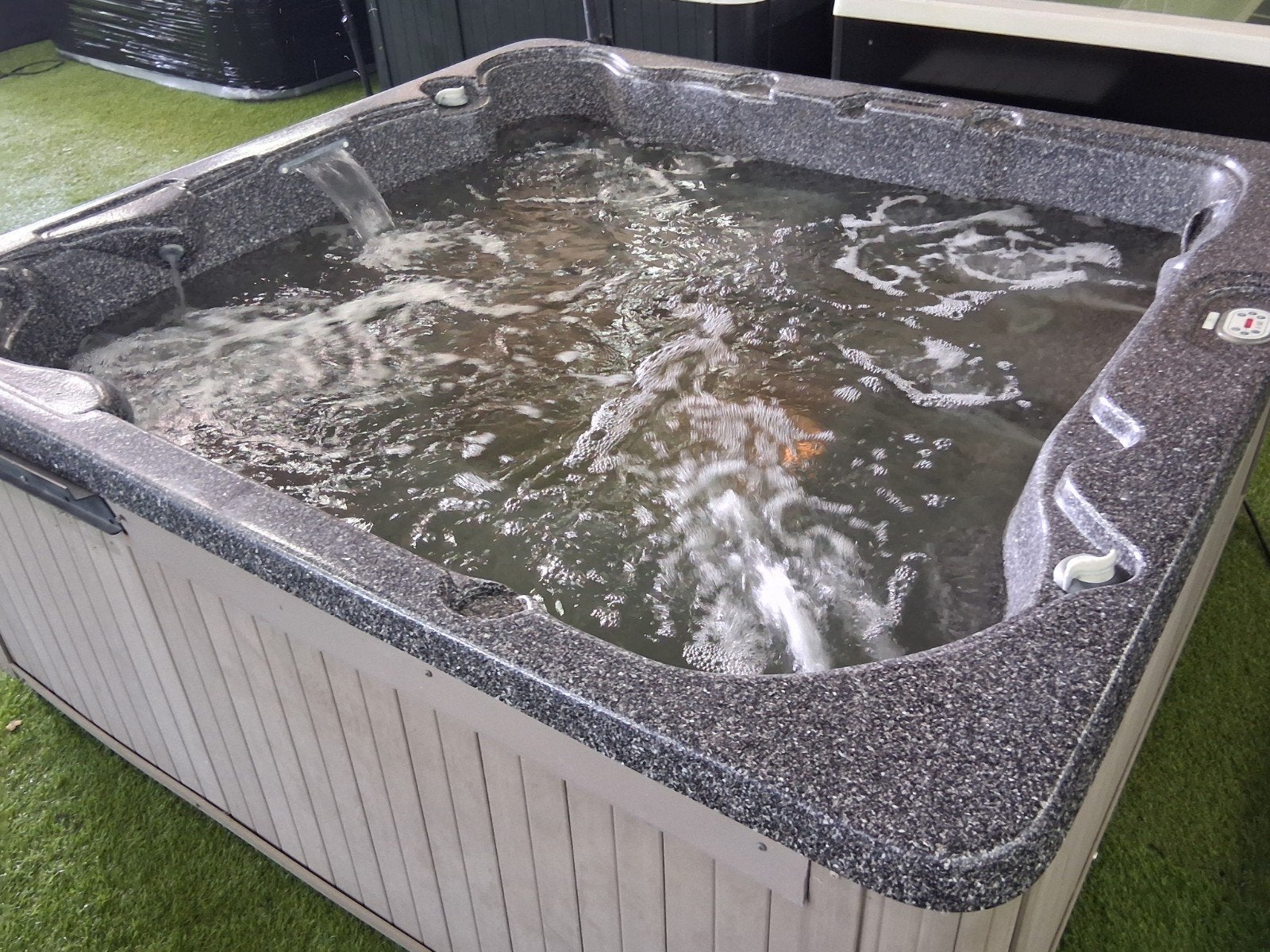 gebruikte jacuzzi 5 persoons spa werkend te bekijken, Ophalen of Verzenden, Gebruikt