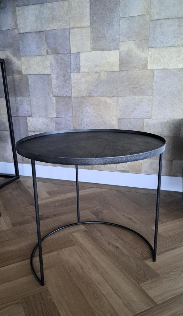 Notre Monde zwart metalen bijzettafel  ø 62 cm, Ophalen, Minder dan 55 cm, Metaal of Aluminium, Rond