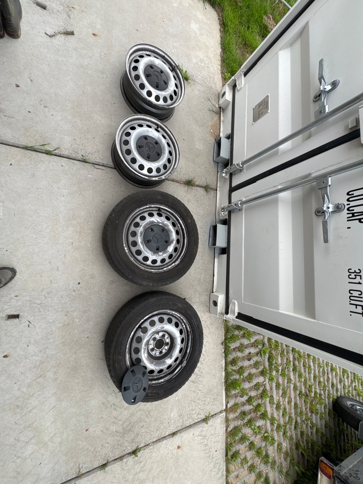 Dunlop banden 225/55R17C op stalen velgen, Auto-onderdelen, Banden en Velgen, Ophalen, Banden en Velgen, 17 inch, Bestelwagen