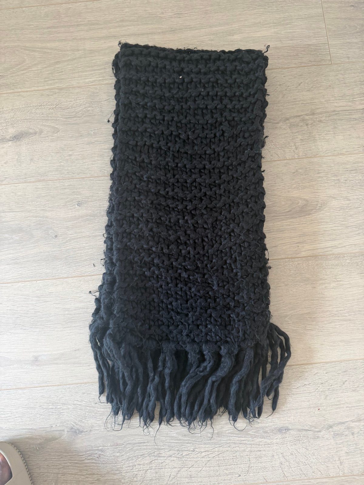 Zwarte gebreide sjaal, Ophalen of Verzenden, Gedragen, Maat 46/48 (XL) of groter, Sjaal