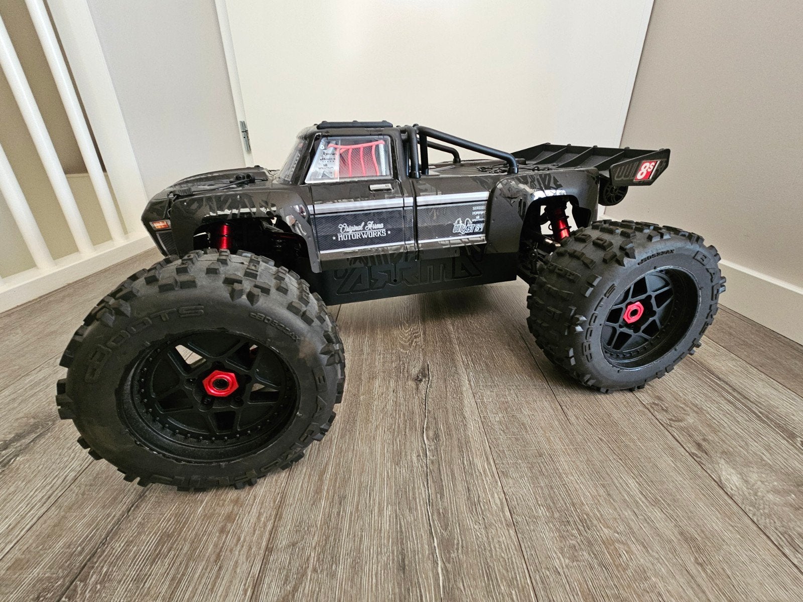 Zagn Arrma Outcast BLX EXB 8s 1/5, Elektro, Auto offroad, Nieuw, Ophalen of Verzenden