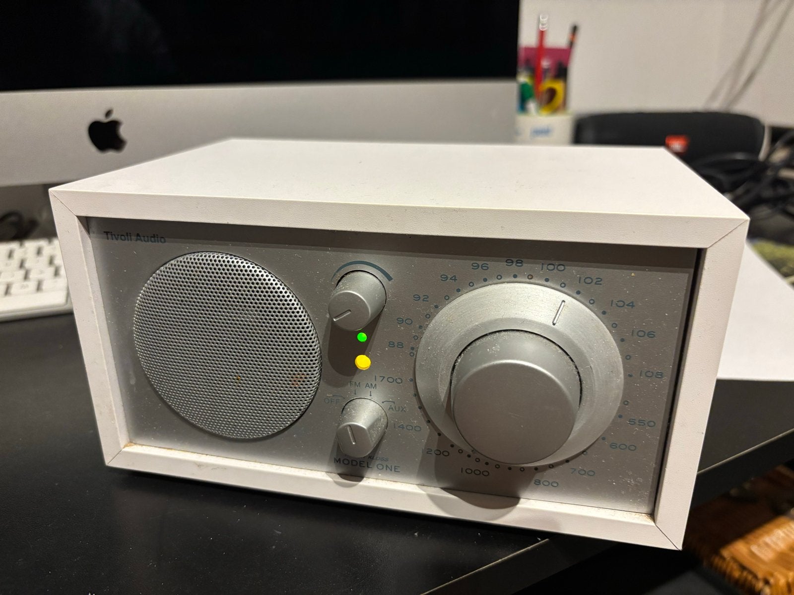 Tivoli Audio Model One Radio - Zo goed als nieuw, Ophalen of Verzenden, Zo goed als nieuw, Radio