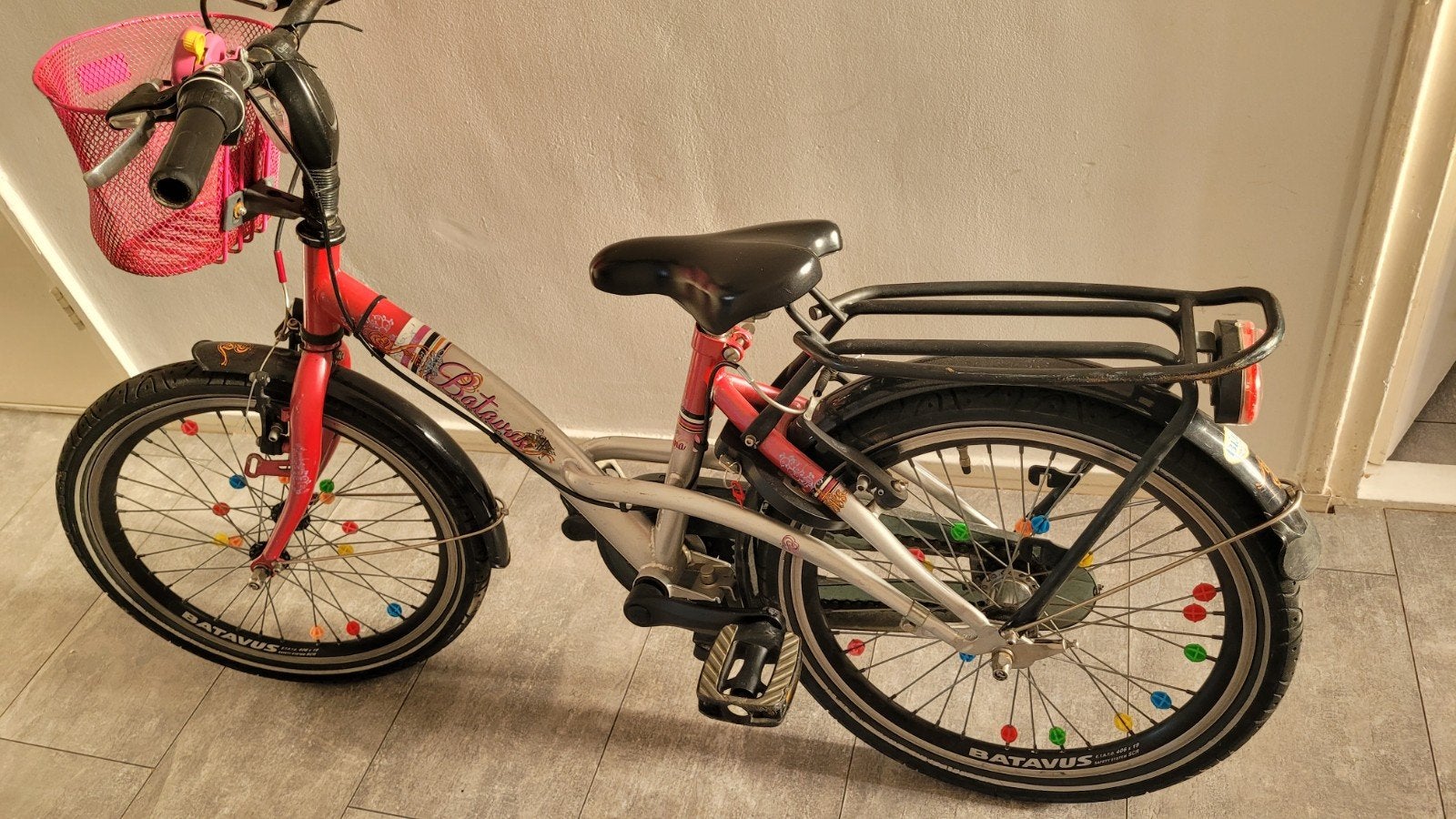 Batavus kinderfiets 20 inch met mandje, Fietsen en Brommers, Fietsen | Kinderfietsjes, Ophalen, Gebruikt, 16 tot 20 inch, Batavus