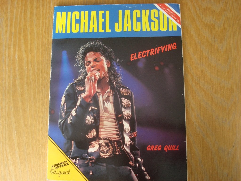 Boek Michael Jackson Electrifying, Verzamelen, Ophalen of Verzenden, Gebruikt, Boek, Tijdschrift of Artikel