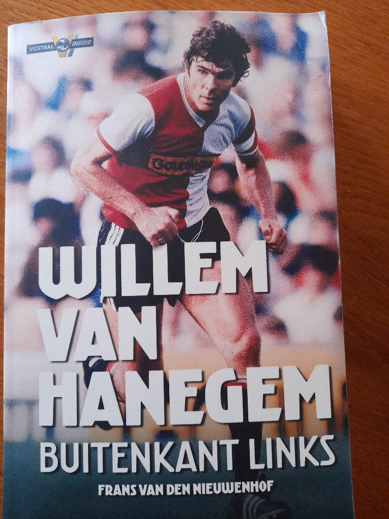 Voetbalboek, Willem van Hanegem, Ophalen of Verzenden, Zo goed als nieuw, Balsport