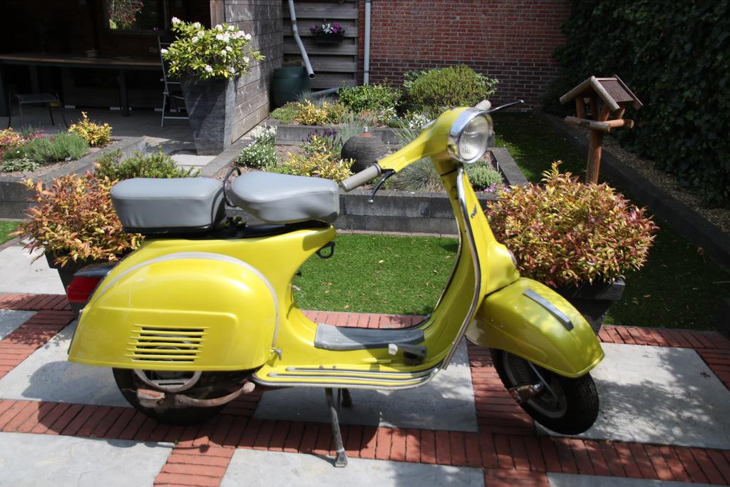 Vespa Sprint Veloce 150 Oldtimer, Fietsen en Brommers, Snorfietsen en Snorscooters, Gebruikt, Vespa, Benzine, Ophalen