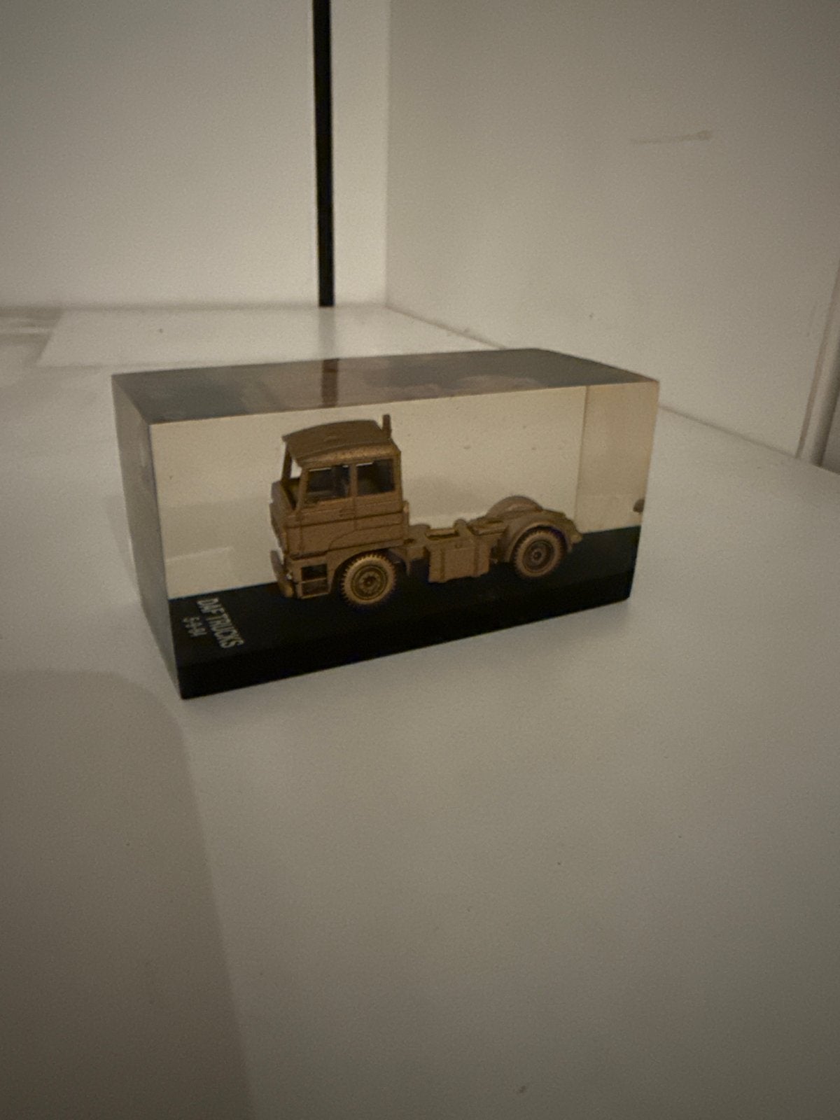 DAF Trucks schaalmodel in hars - 5-9-84 Kwart Miljoen, Ophalen of Verzenden, Zo goed als nieuw