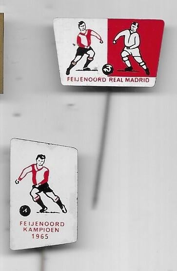 FEYENOORD 2 VERSCHILLENDE VOETBAL SPELDEN ROTTERDAM, Verzenden, Zo goed als nieuw, Sport, Speldje of Pin