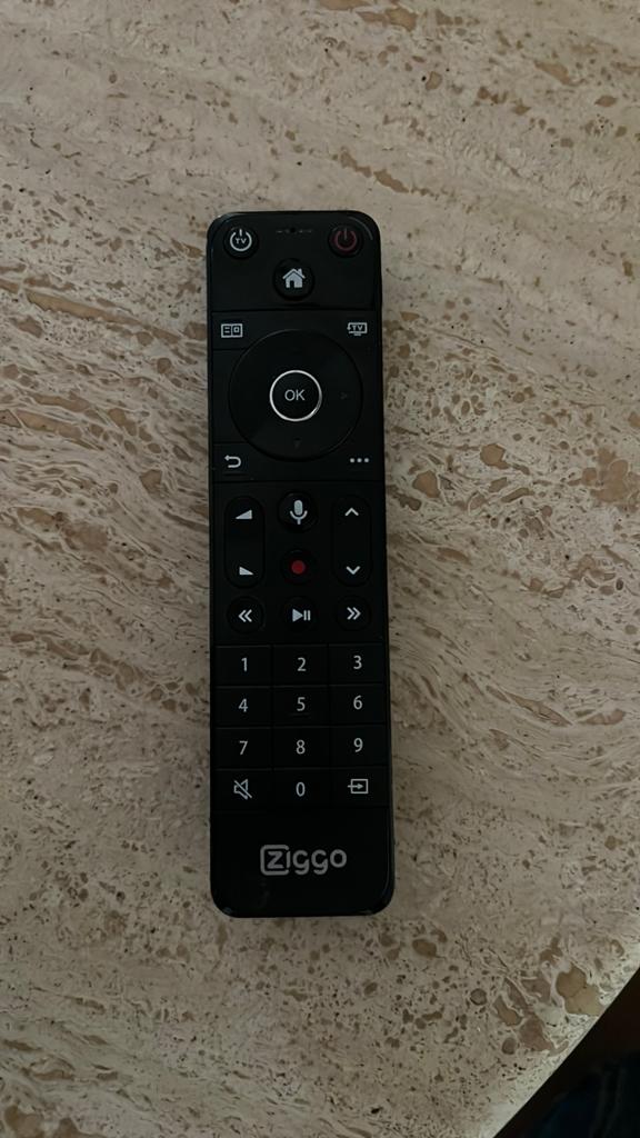 Ziggo afstandsbediening - Zo goed als nieuw, Ophalen of Verzenden, Zo goed als nieuw, Origineel, Tv