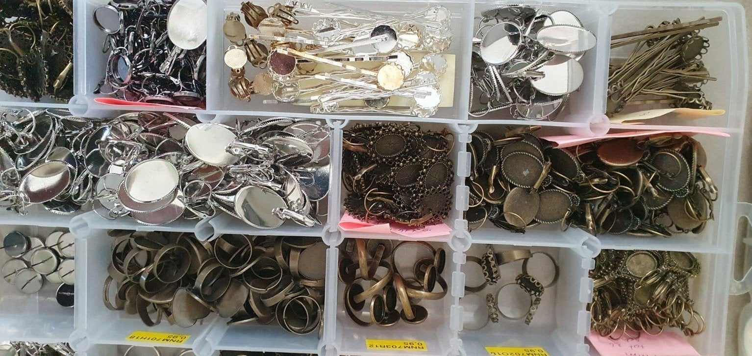Mega partij cabochon met houders, Ophalen of Verzenden