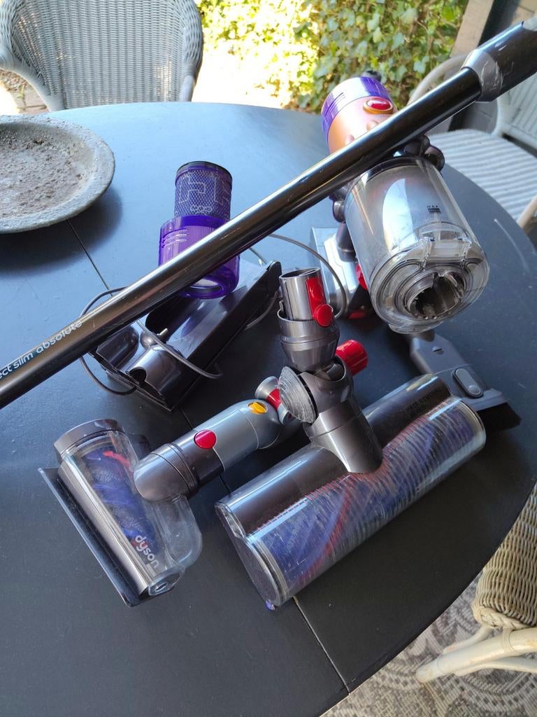 Dyson V12 Detect Slim Absolute, Witgoed en Apparatuur, Stofzuigers, Ophalen, Gebruikt, Stofzuiger, Minder dan 1200 watt