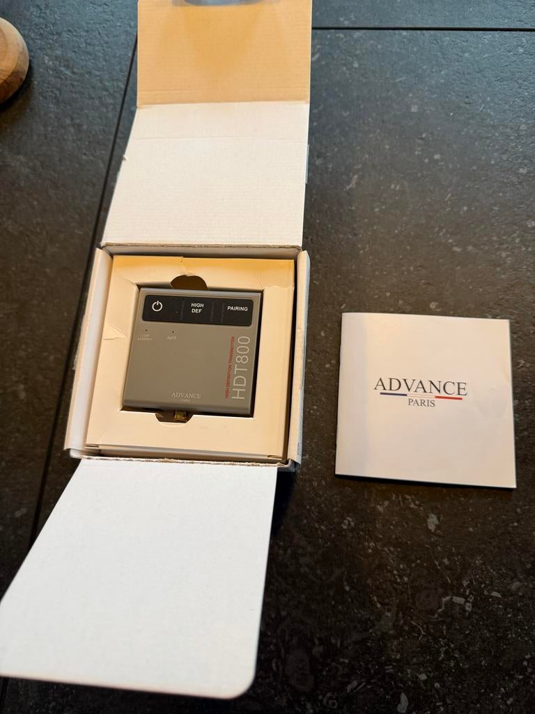 Advance Paris HDT-800 Bluetooth aptX 5.0 zender, Ophalen of Verzenden, Zo goed als nieuw