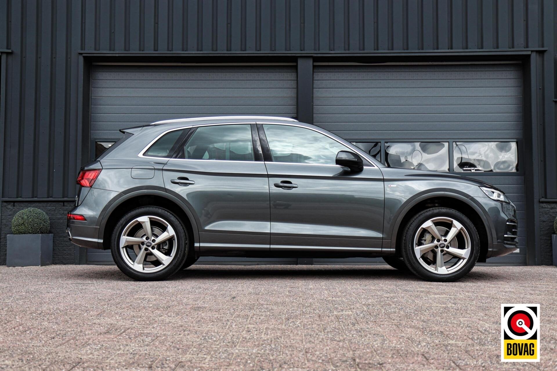 Audi Q5 2.0 TFSI Quattro Sport S-Line |LED|PANODAK|CARPLAY|S, Auto's, Automaat, 15 km/l, Gebruikt, Bedrijf