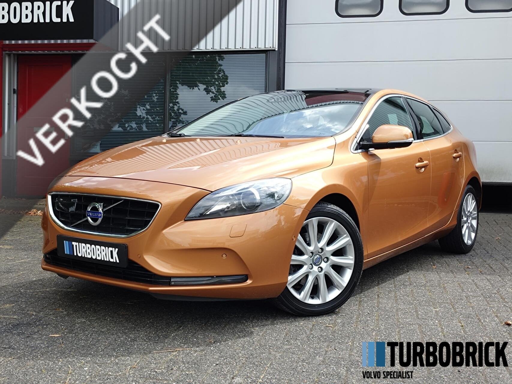 Volvo V40 1.6 T3 Summum |1e eig|Pano|Cruise|Keyless|CitySafe, Voorwielaandrijving, 1596 cc, Stof, Gebruikt