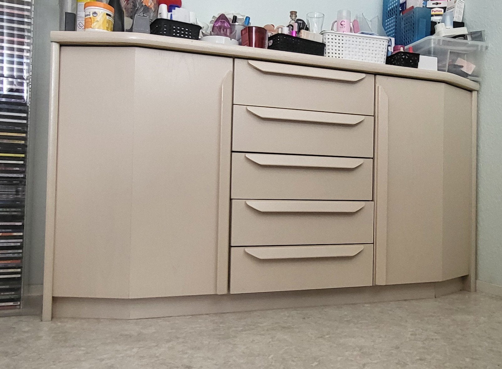Dressoir Kast, Ophalen, Zo goed als nieuw, Met deur(en)