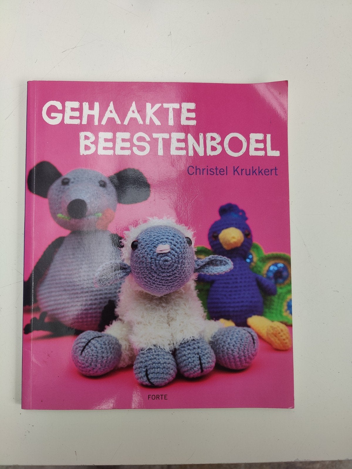 Gehaakte Beestenboel - Christel Krukkert, Ophalen of Verzenden, Zo goed als nieuw, Breien en Haken, Christel Krukkert
