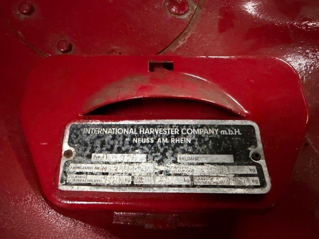 cormick D-326 tractor bouwjaar 1962 met kenteken oldtimer, Ophalen, Tot 2500, Oldtimer, McCormick
