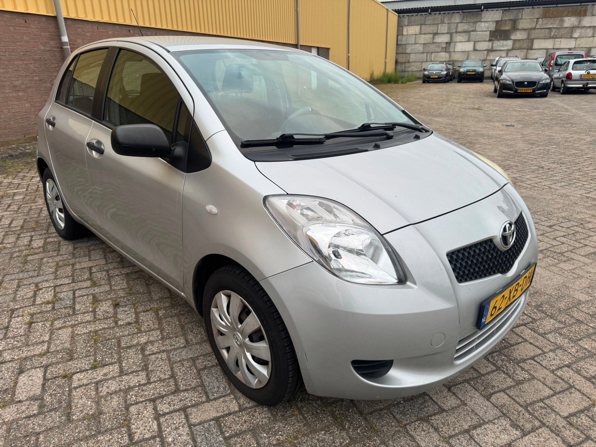 Toyota Yaris 1.0 VVTi + Airco, 5 Deurs, Voorwielaandrijving, 750 kg, Origineel Nederlands, Bedrijf