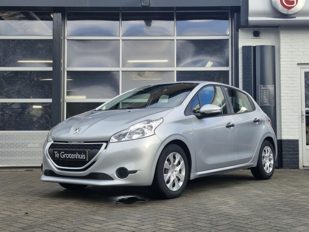 Peugeot 208 1.4 VTi Access (bj 2012), Voorwielaandrijving, Euro 5, Stof, Zwart
