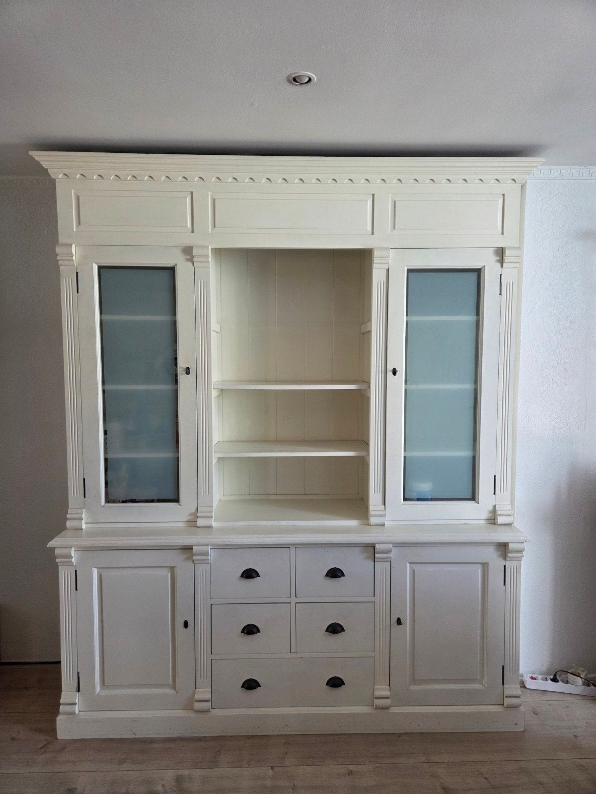 Buffetkast hout wit 219 x 189 x 49 cm bestaat uit twee delen, Ophalen, Gebruikt, Met deur(en), 200 cm of meer