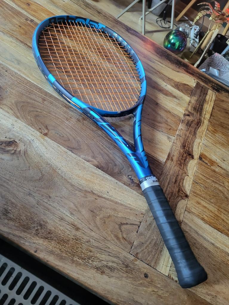 Babolat Pure Drive Tennisracket 300 gram L2, Sport en Fitness, Ophalen of Verzenden, Zo goed als nieuw, Racket, L3
