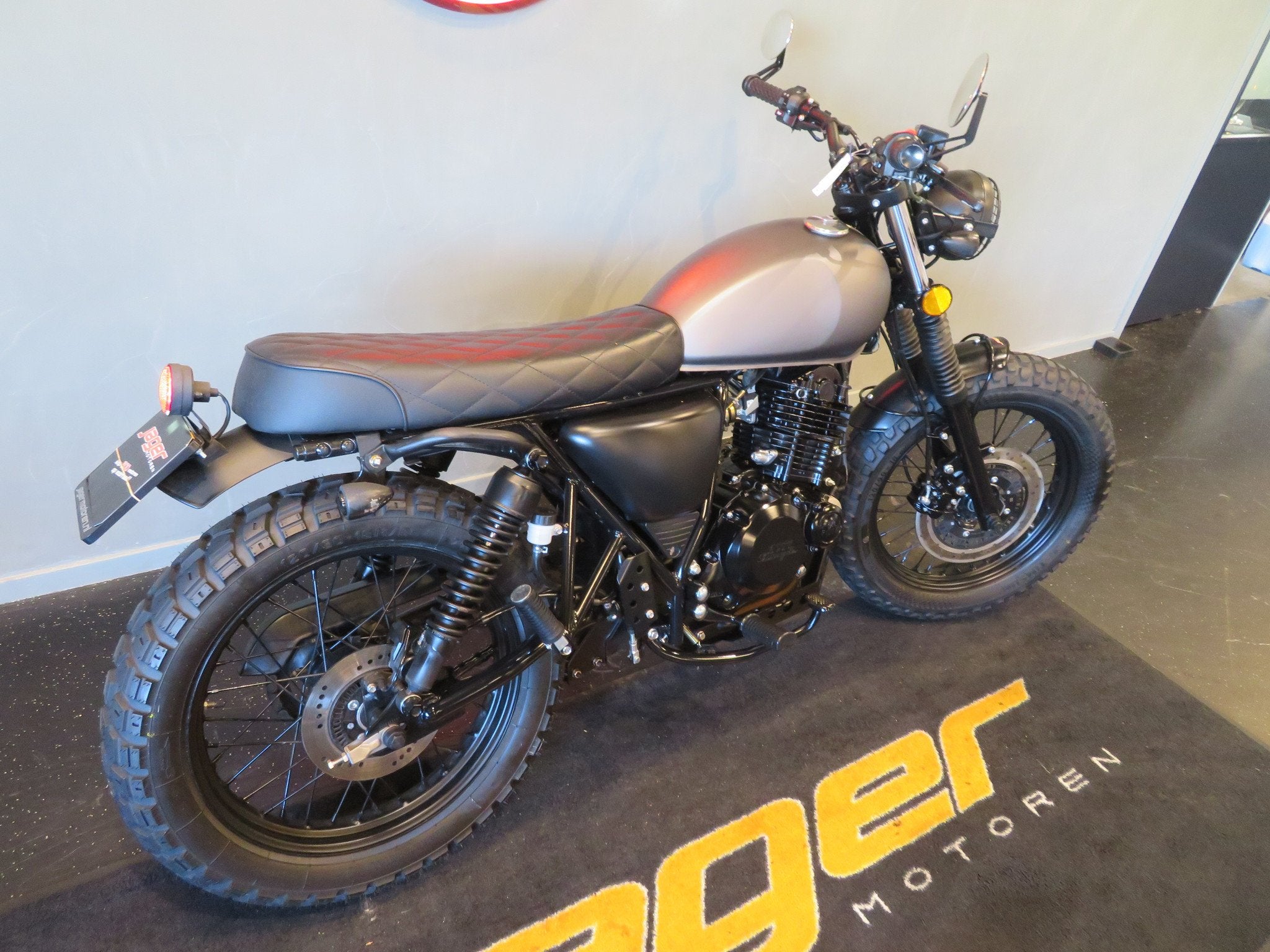 MUTT MASTIFF 250 SUPER STRAK! 11KW (bj 2023), 250 cc, Bedrijf, MUTT, Naked bike