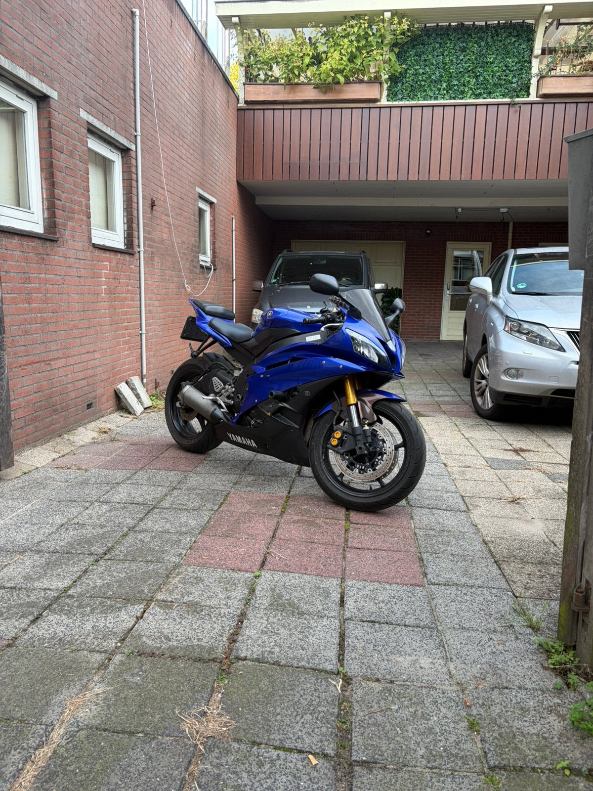 Yamaha YZF-R6 rj11, Particulier, Super Sport