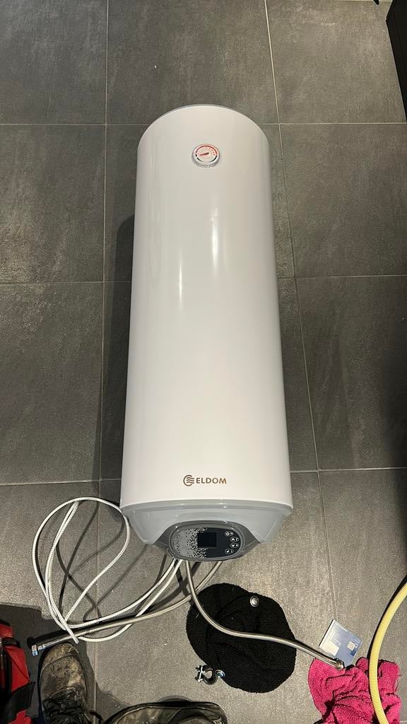 Eldom 80l boiler 4 maanden oud, Doe-het-zelf en Verbouw, Ophalen, Zo goed als nieuw, Boiler, Minder dan 3 jaar oud