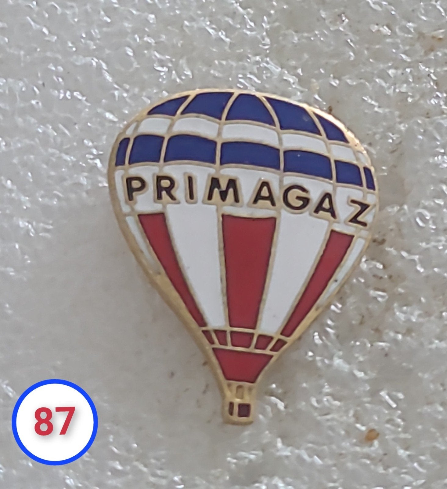 pin Luchtballon Primagaz, Verzamelen, Speldjes, Pins en Buttons, Verzenden