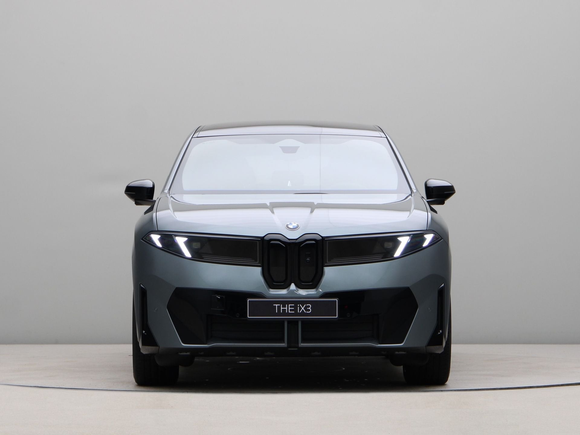 BMW iX3 40 eDrive 83 kWh (bj 2026, automaat), Auto's, Automaat, Achterwielaandrijving, Zwart, 320 pk