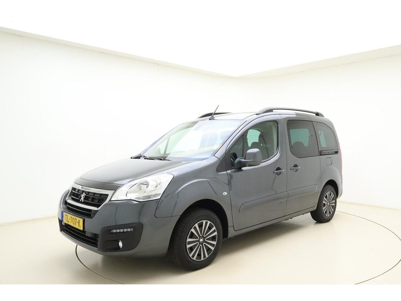 Peugeot e-Partner Tepee Electric Active | Airco Automatisch, Auto's, Peugeot, Gebruikt, 22 kWh, Origineel Nederlands, 405 min