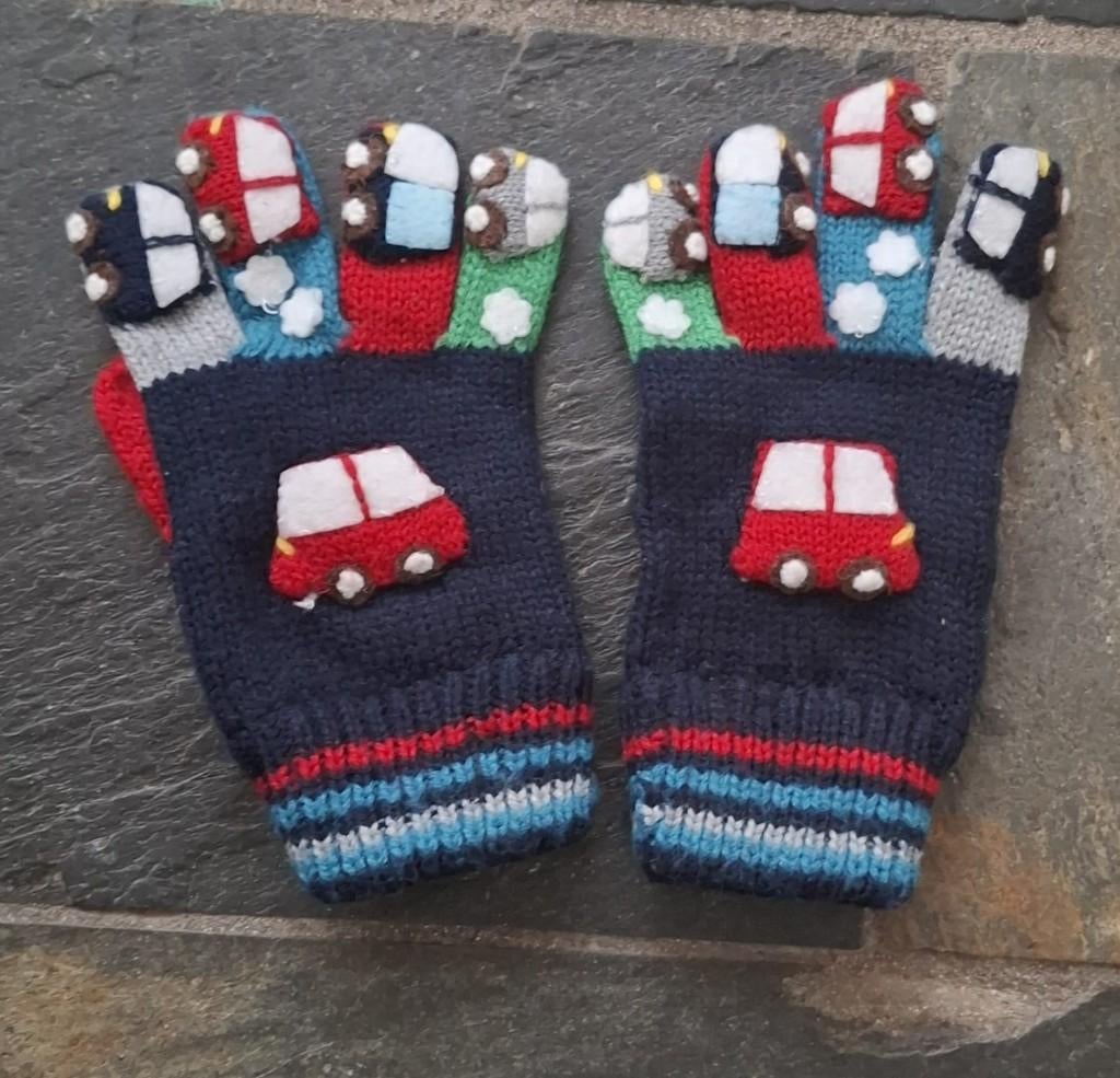 Handschoenen, Kinderen en Baby's, Kinderkleding | Mutsen, Sjaals en Handschoenen, Ophalen of Verzenden, Zo goed als nieuw, Jongen of Meisje