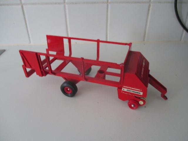 vintage britains Pottinger trailer opknapper, Hobby en Vrije tijd, Modelauto's | 1:32, Ophalen of Verzenden, Nieuw, Tractor of Landbouw