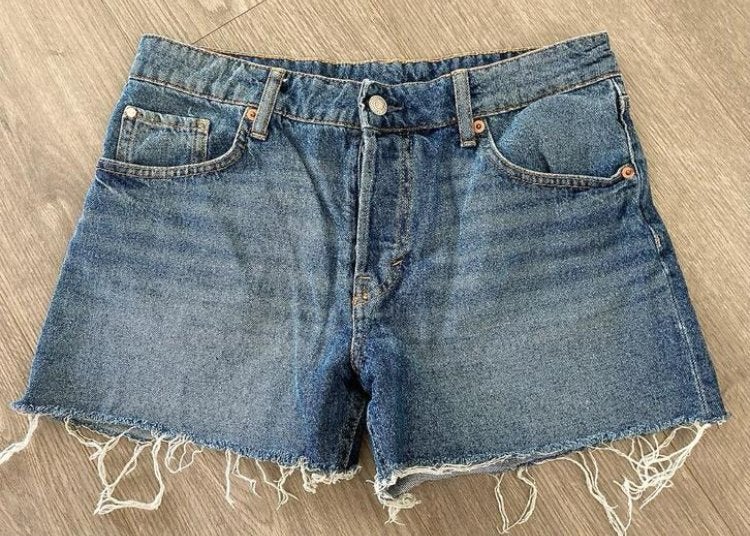 Erg leuke boyfriend jeans kort spijkerbroek , maat 36 S, Kleding | Dames, Spijkerbroeken en Jeans, Ophalen of Verzenden, Zo goed als nieuw