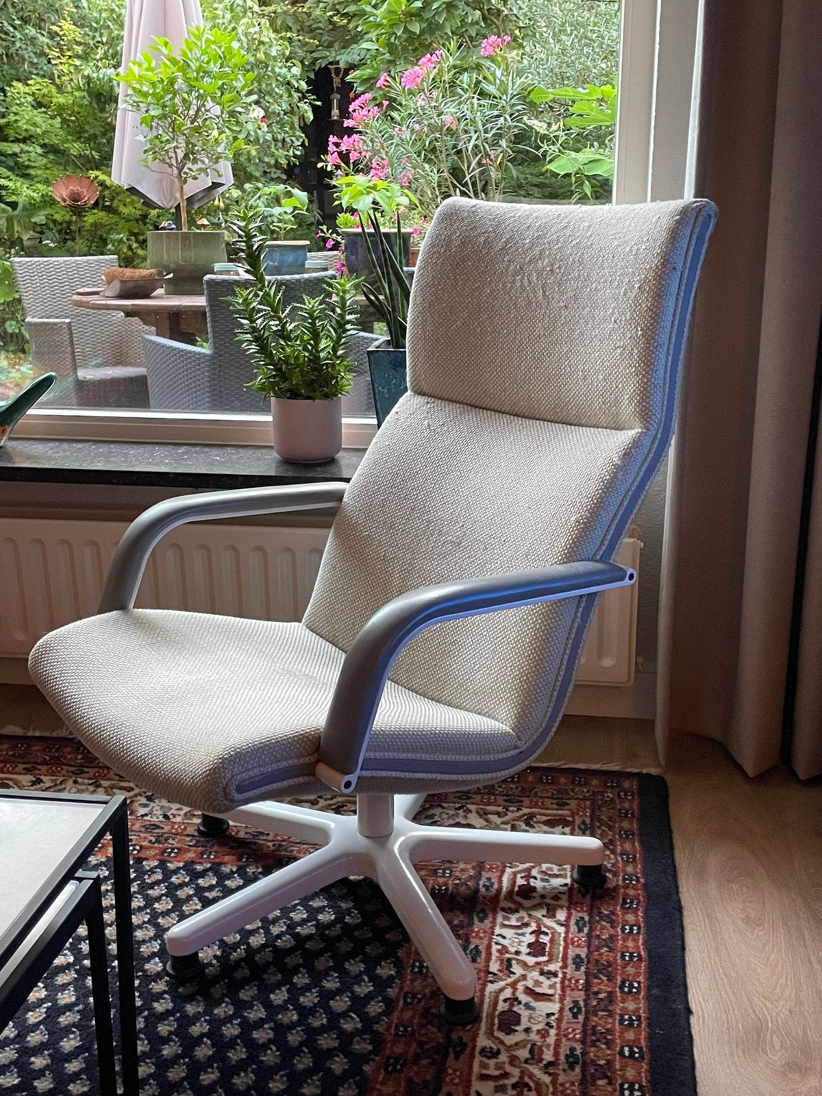 Artifort draaistoel jaren ‘80, Gebruikt, 75 tot 100 cm, Ophalen of Verzenden, Stof
