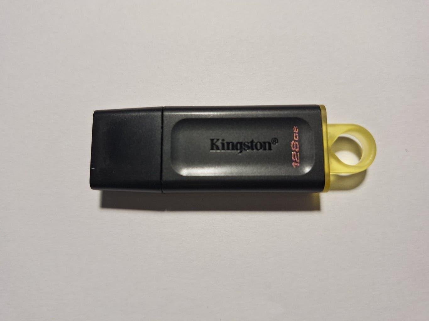 Kingston DataTraveler Exodia 128GB USB 3.2, Sunbury on Thames, Middlesex TW16 7EP, Sales@kingston.com, Kingston, Nieuw