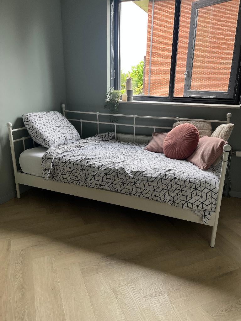 1 persoons meisjes bed metaal 90x200 wit, Ophalen, Gebruikt, 90 cm, Eenpersoons