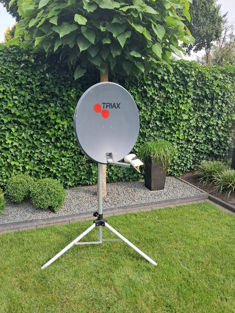Complete satelliet set, incl. 15” LCD kleuren TV, Ophalen, Gebruikt, (Schotel)antenne, Overige merken