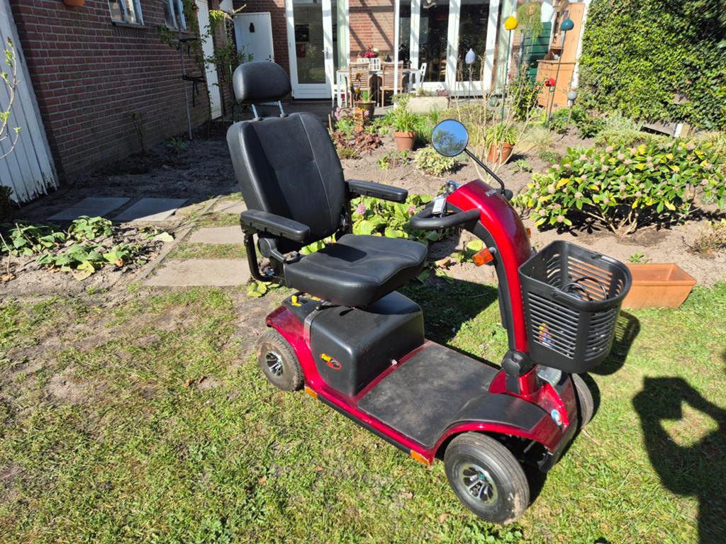 Scootmobiel mobilae colt plus DX, nauwelijks gebruikt, Ophalen, Zo goed als nieuw, 46 km of meer, 11 t/m 15 km/u
