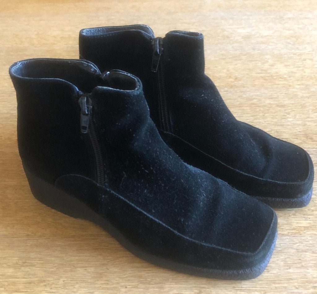 Stoere zwarte leren laarsjes mt 36, Zwart, Lage of Enkellaarzen, Ophalen of Verzenden, Zo goed als nieuw