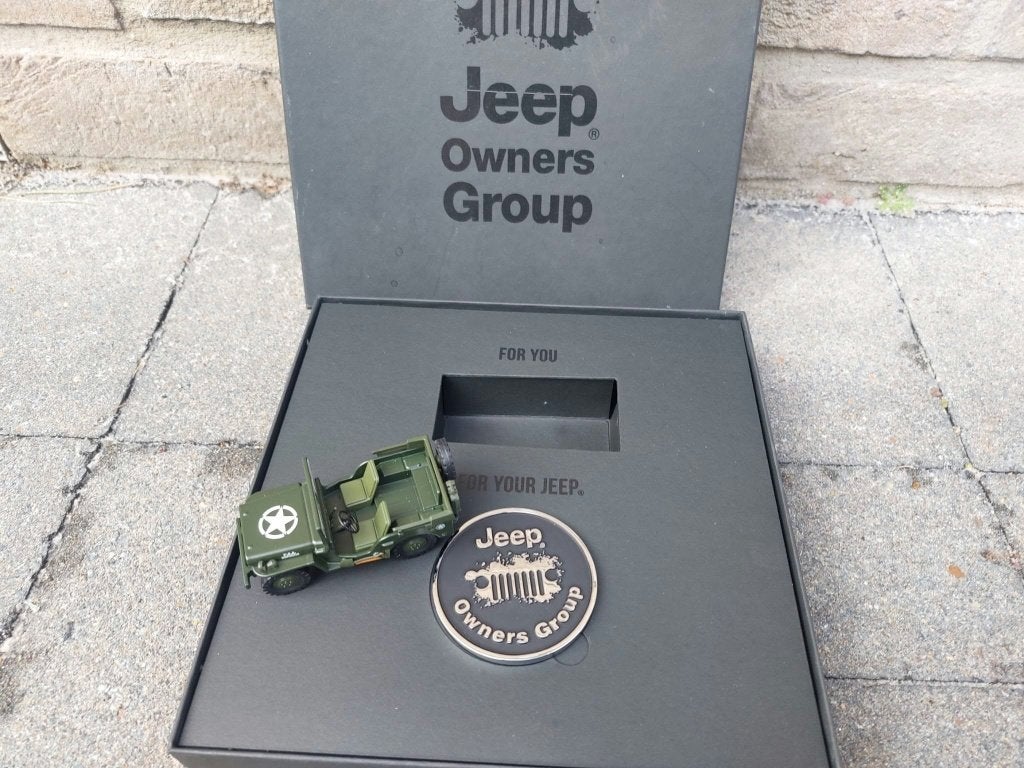 Jeep Owners Group (JOG) Gift Box – Willys Jeep, Ophalen of Verzenden, Landmacht, Amerika, Miniatuur of Beeldje