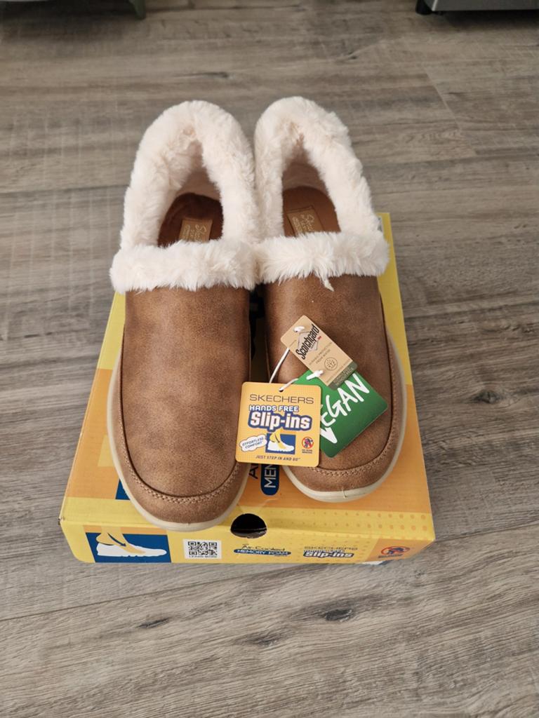 Skechers Hands Free Slip-ins Pantoffels maat 40- Nieuw, Skechers, Bruin, Nieuw, Ophalen of Verzenden