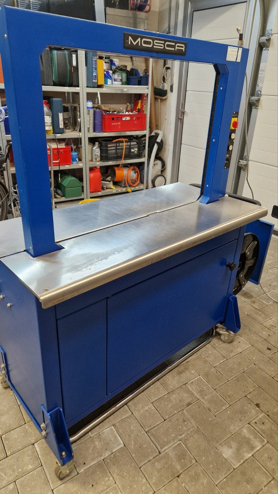 Mosca Inbindmachine voor dozen en losse onderdelen, Ophalen, Zo goed als nieuw