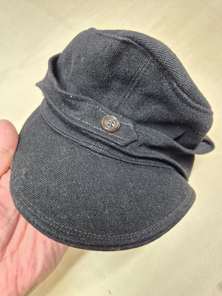 Duitse zwarte M43 pet origineel!, Ophalen of Verzenden, Landmacht, Duitsland, Helm of Baret