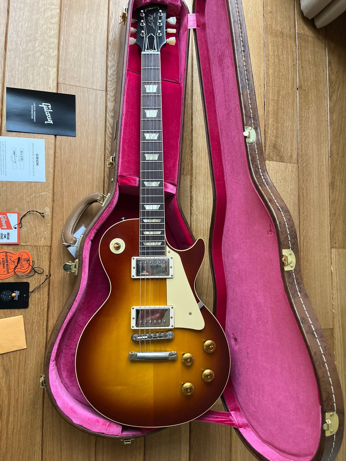 Gibson les paul 58 custom shop 3,7kg, Muziek en Instrumenten, Ophalen of Verzenden, Zo goed als nieuw, Solid body, Gibson