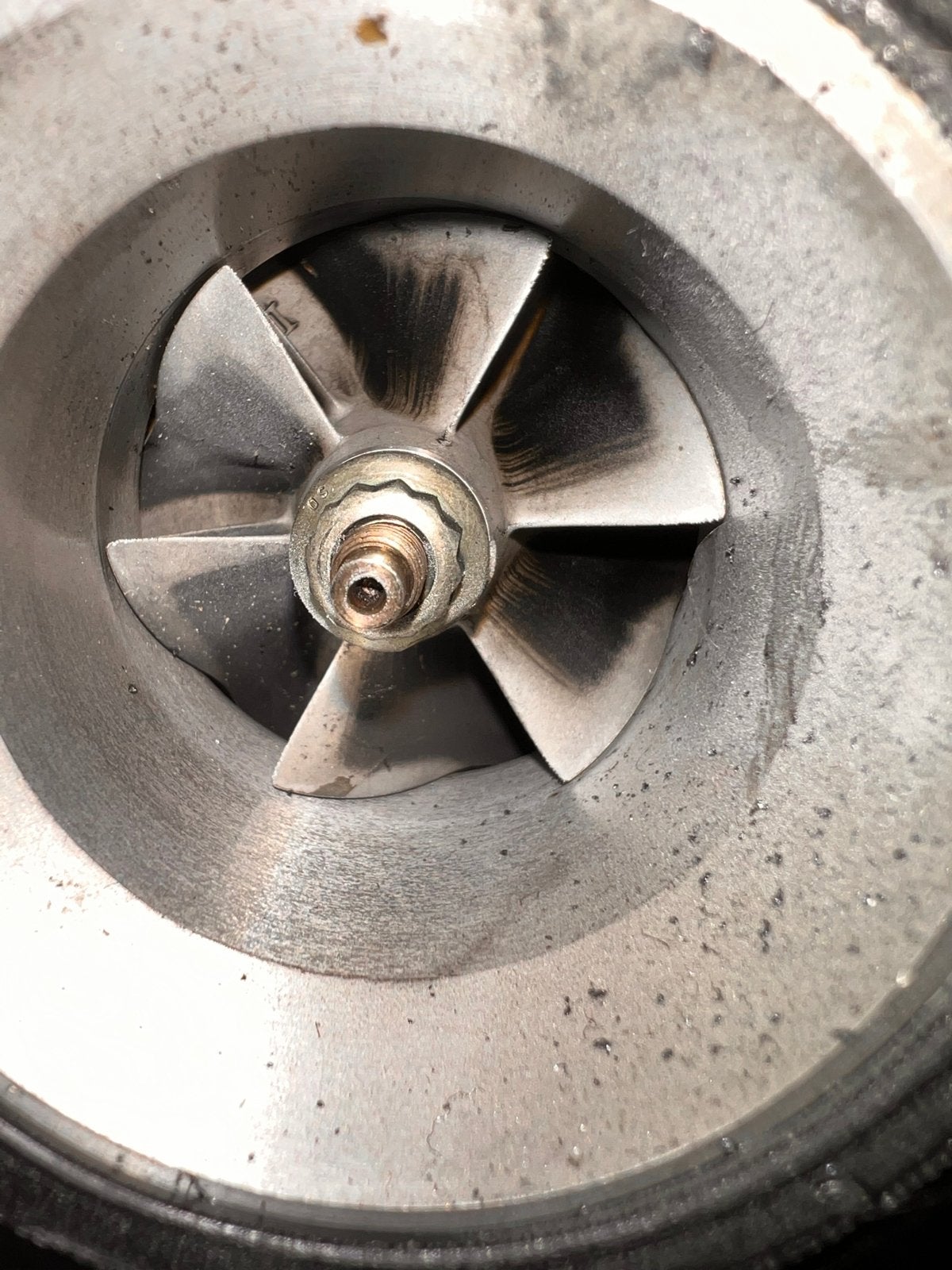 GT2556v en GT2256v turbo's (revisie nodig) + nieuw schoepenw, Ophalen, Gebruikt, Universele onderdelen