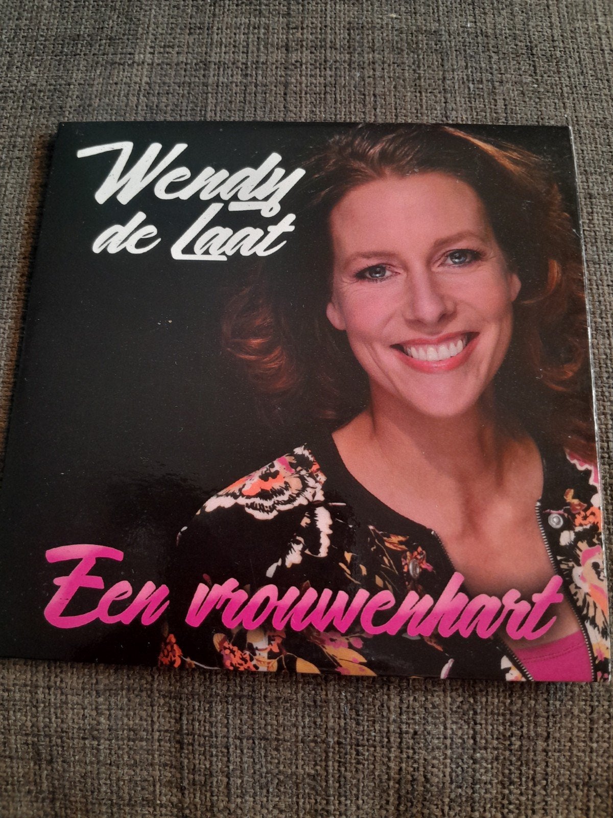 Wendy de Laat Eén vrouwenhart, Ophalen of Verzenden, Zo goed als nieuw, Nederlandstalig