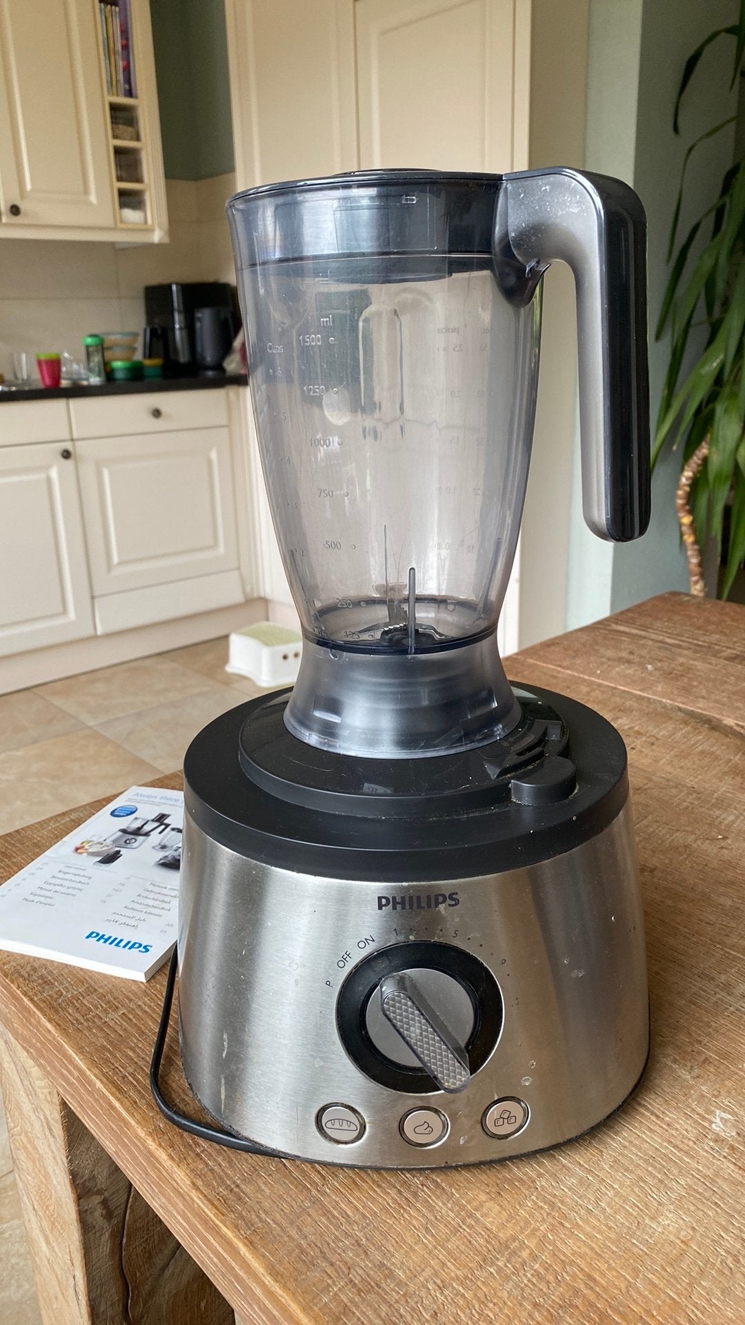 Philips keukenmachine HR7778, Witgoed en Apparatuur, Ophalen, Zo goed als nieuw, 3 snelheden of meer